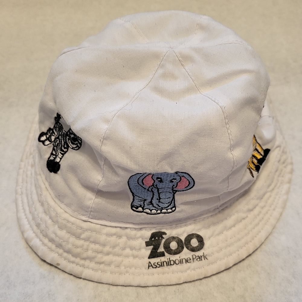 Assiniboine Park Zoo white cotton embroidered bucket style hat